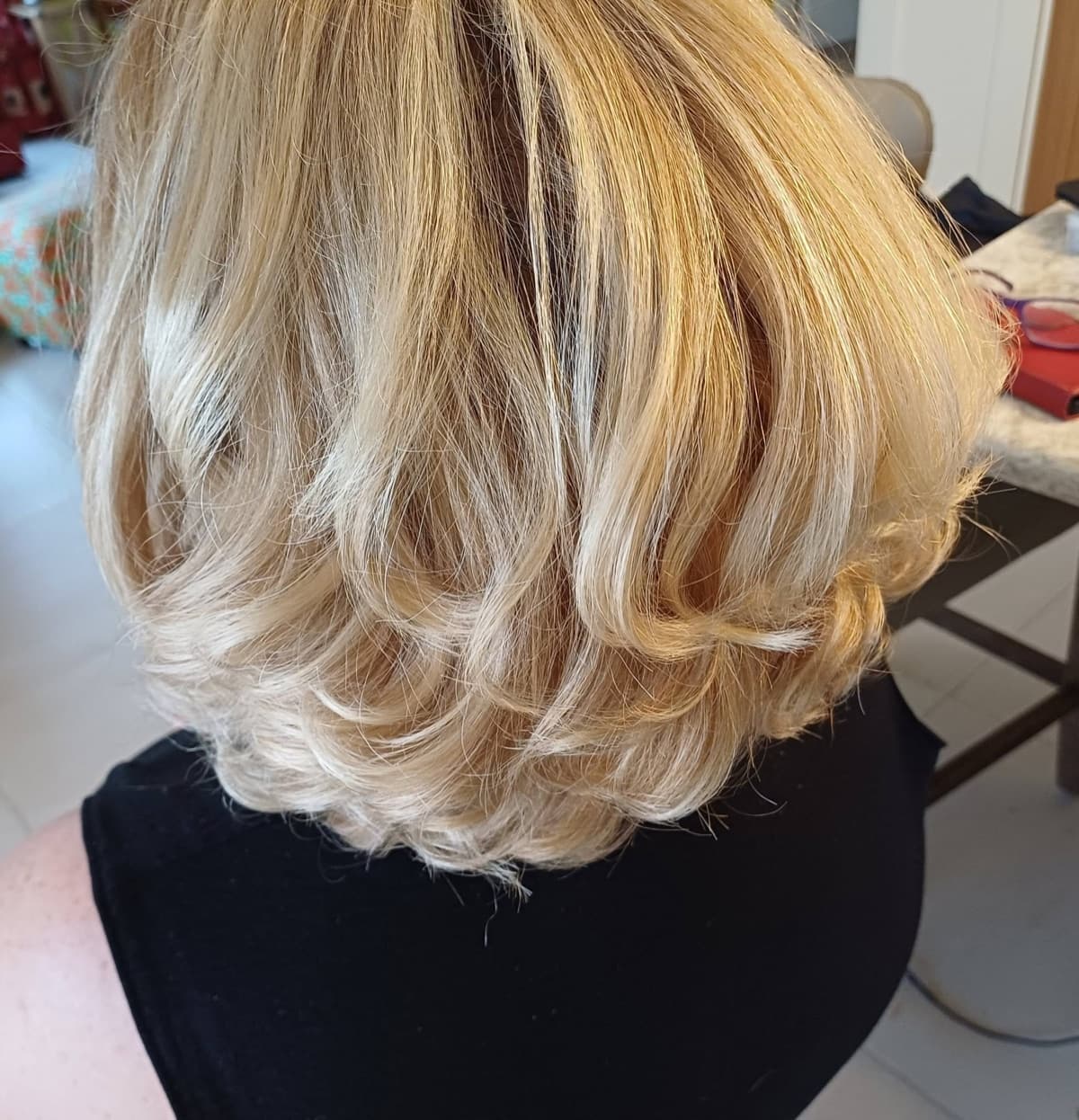 Blow dry with soft waves