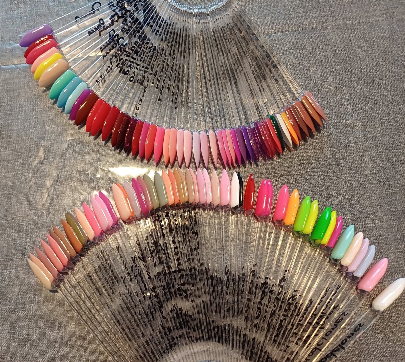 Fans of Shellac colour swatches in dozens of shades
